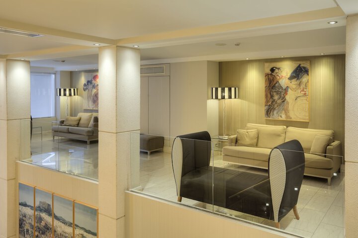 Hotel Lobby