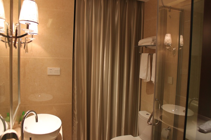 Xuanlong Apartment Hotel