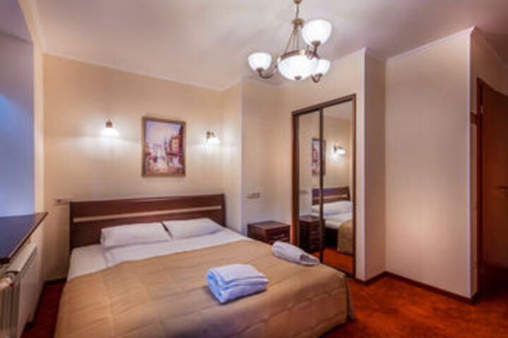 Room 15 of 23