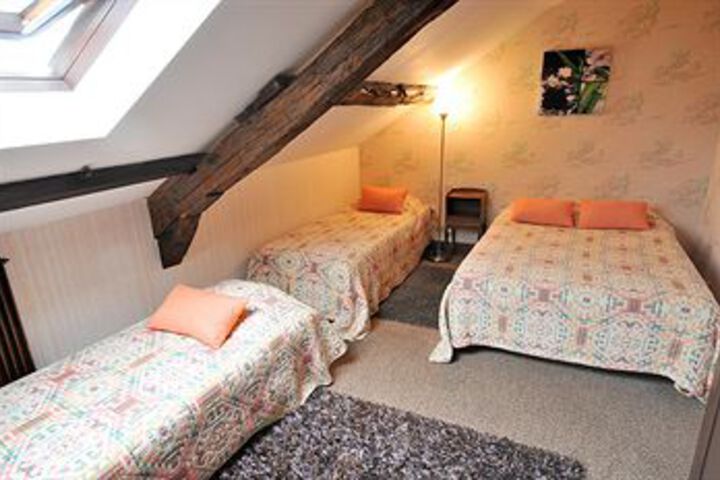 Room 8 of 20
