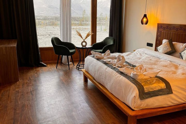 Room 10 of 36