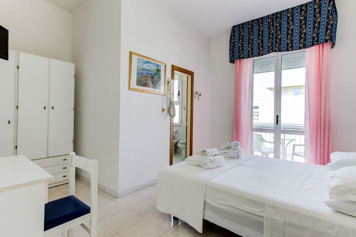 Room 20 of 41