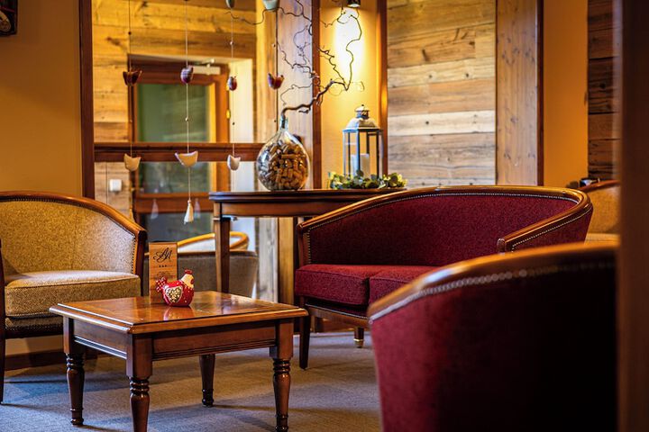 Guest Lobby