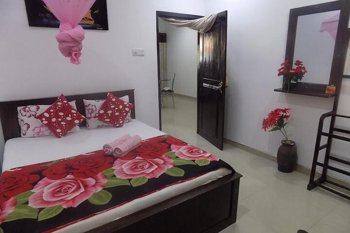 Room 10 of 44