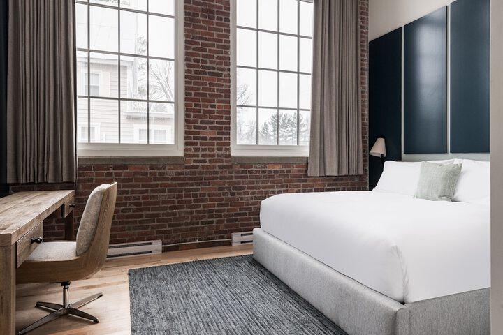 Room 8 of 41