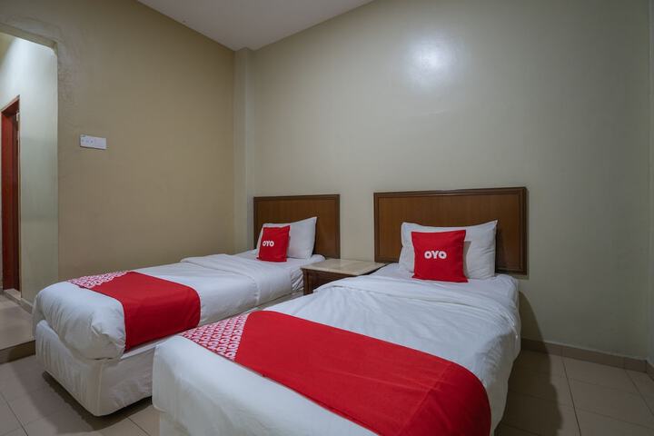 Room 12 of 31