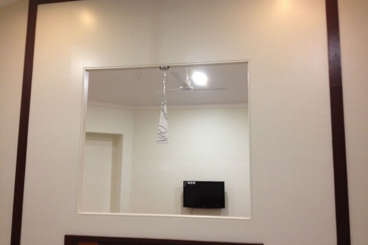 Room 26 of 157