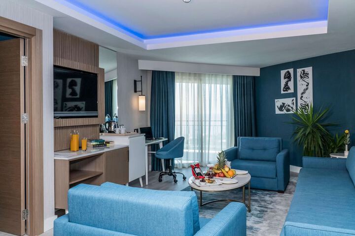 Room 52 of 254