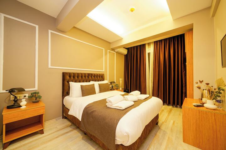 Room 16 of 35