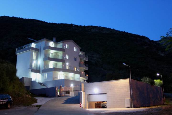 Hotel 57 of 65