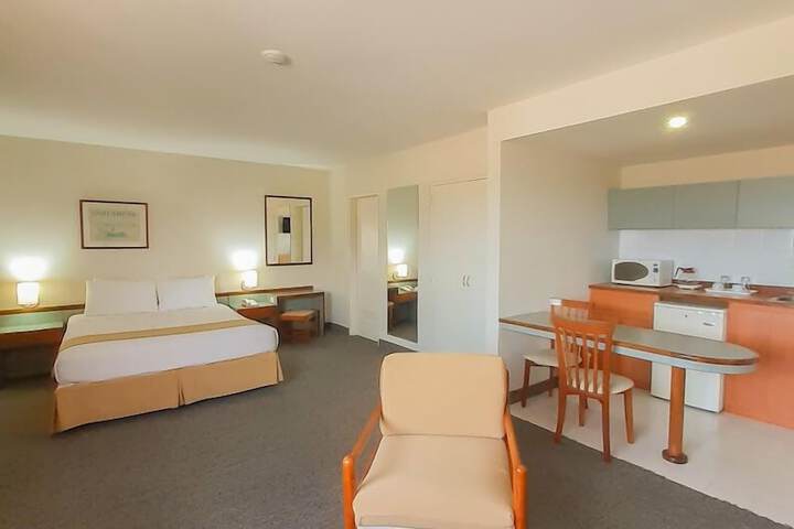 Room 9 of 51