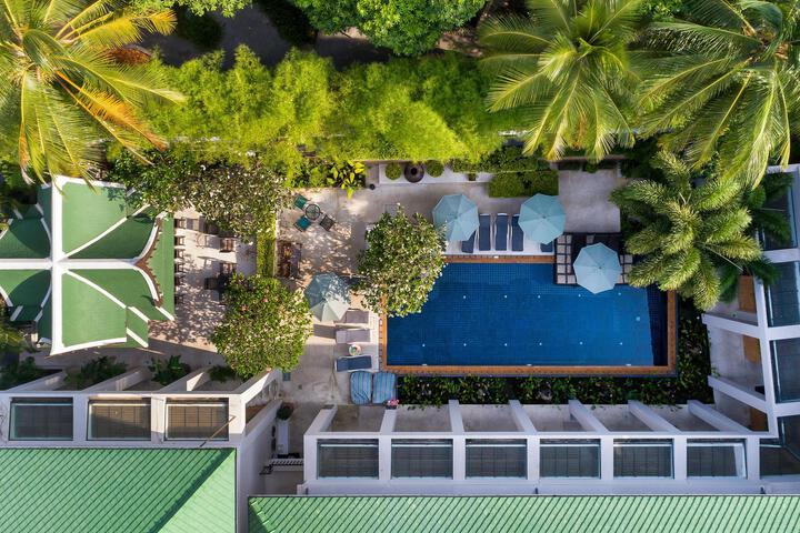Image of Sabai Resort by Manathai Surin