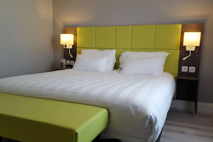 Room 10 of 67