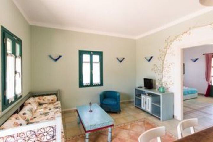 Room 12 of 23