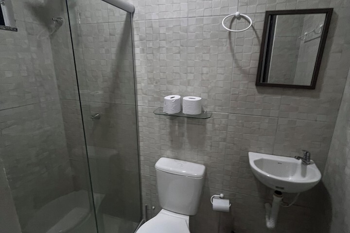 Room 12 of 22