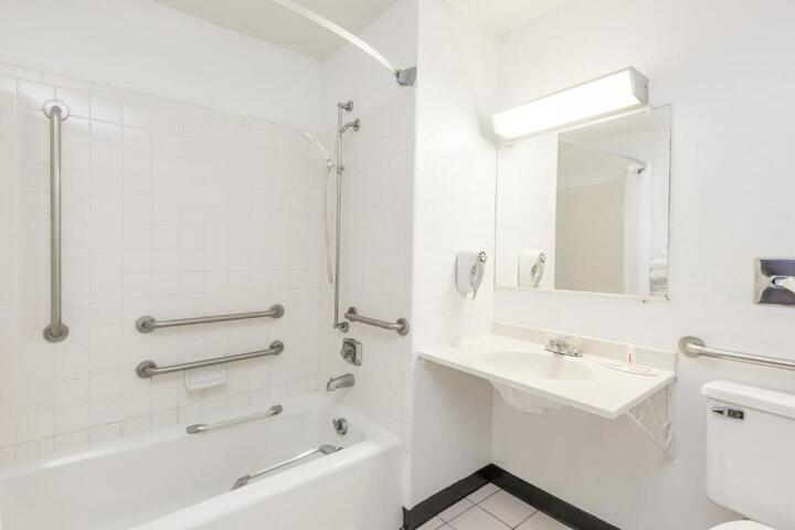 1 Queen Bed Mobility Accessible (7 of 15)