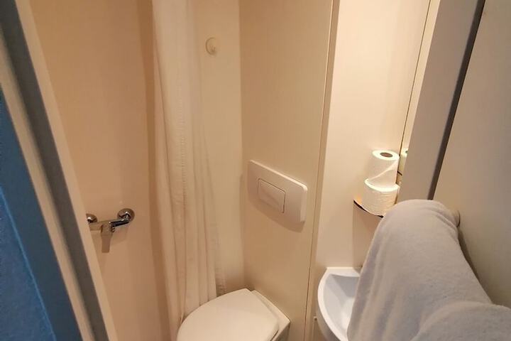 Clean Restrooms