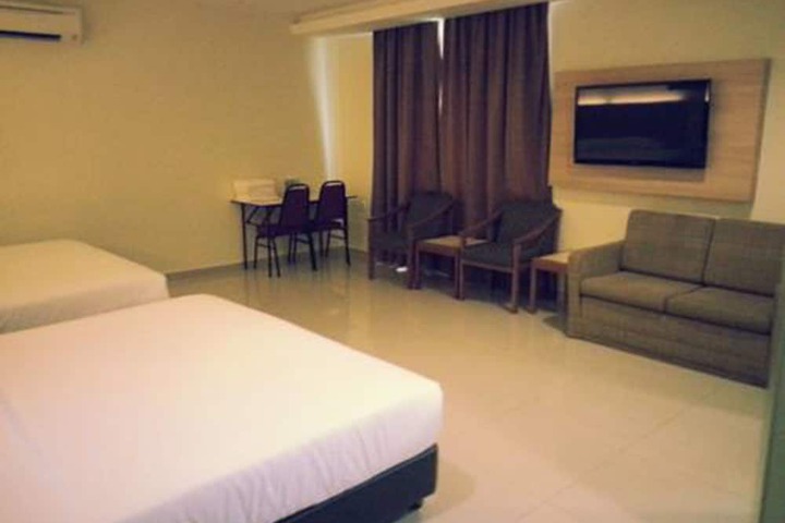 Room 7 of 62
