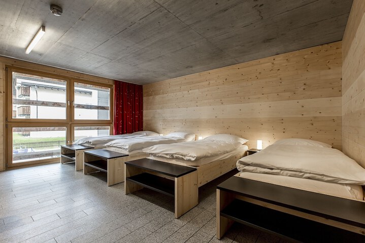 Room 15 of 42
