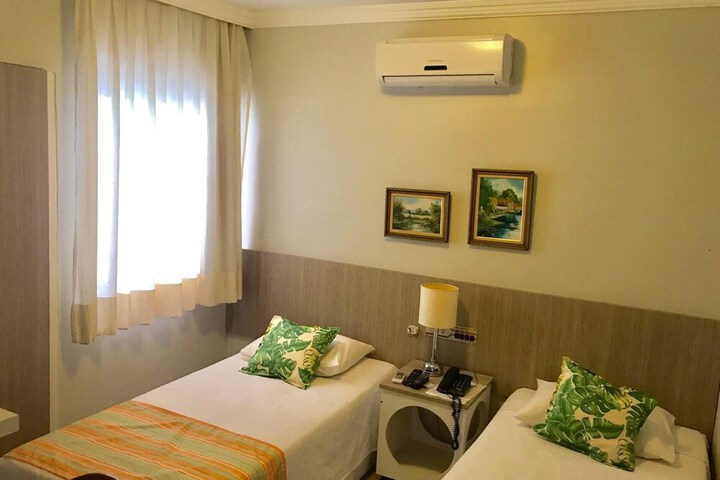 Room 38 of 64