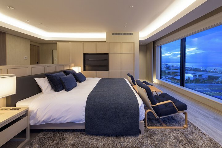 Room 27 of 121