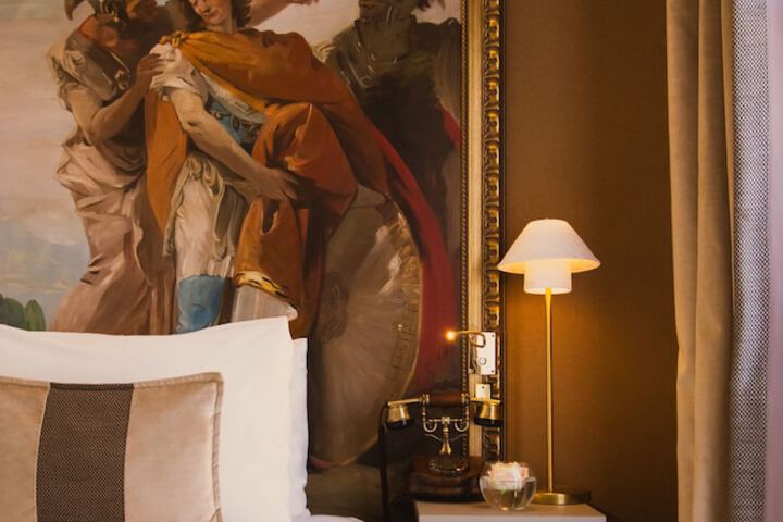Room 20 of 48