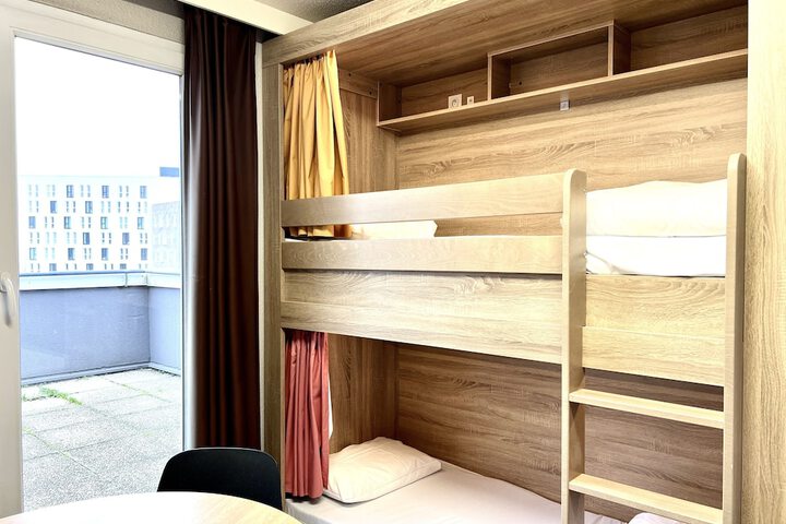 Room 9 of 55