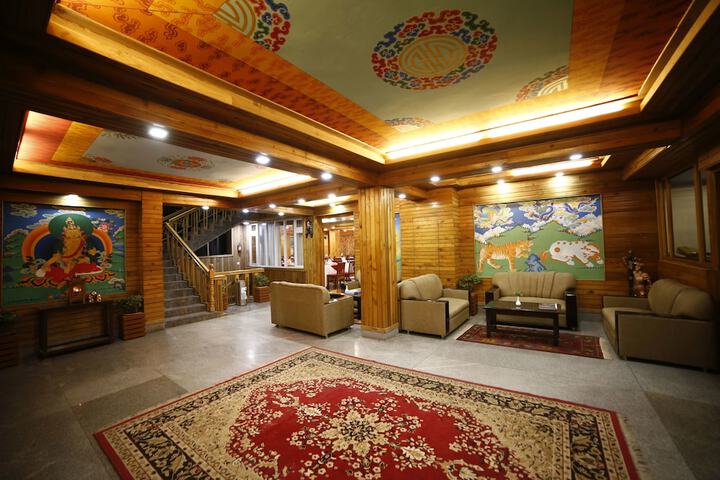 Hotel Interior 4 of 29