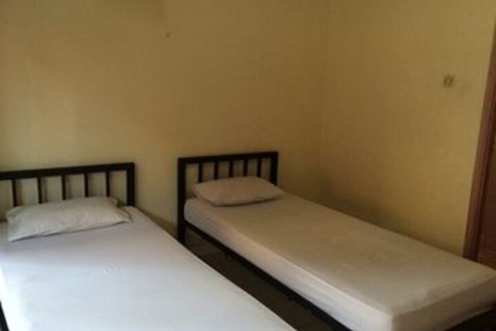 Room 10 of 22