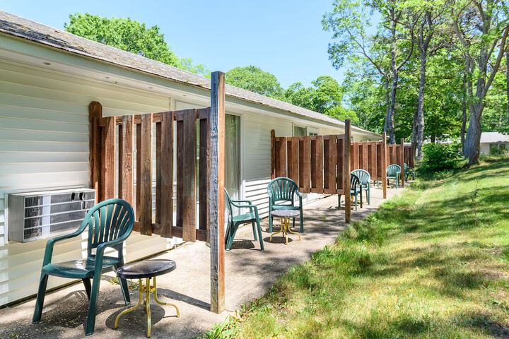 BBQ/picnic area