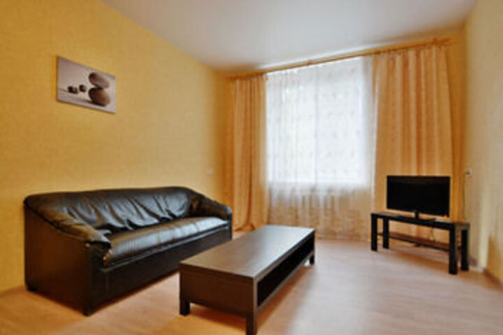 Room 72 of 203