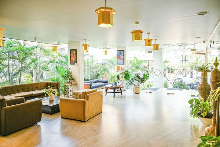 Hotel Lobby