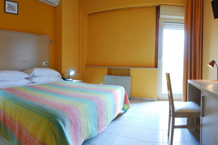 Room 20 of 43