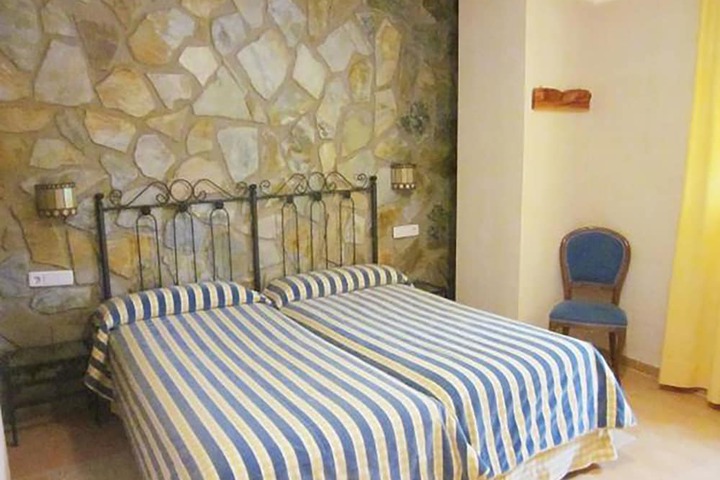 Room 6 of 54