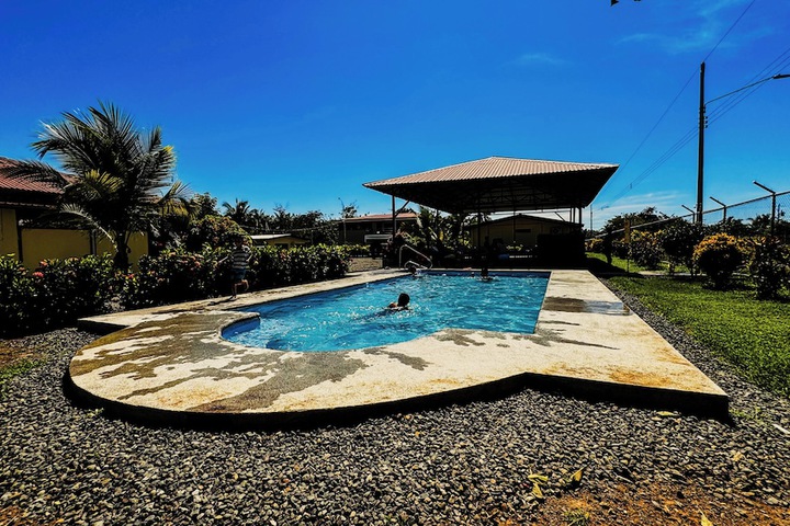 Pool 39 of 59