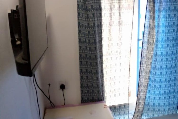 Room 10 of 44