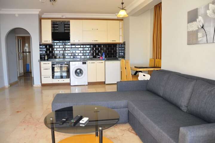 07 Group Hotel