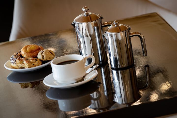Breakfast/Coffee Service 101 of 142