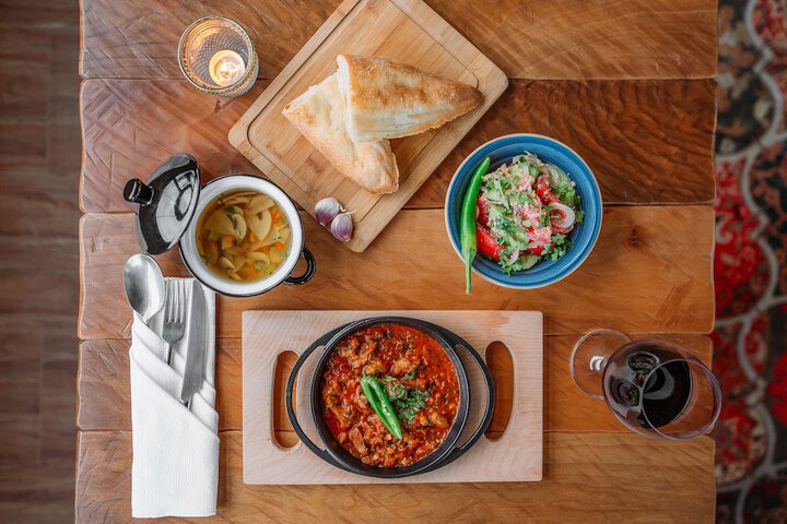 Dining 30 of 79