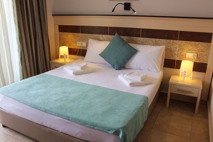 Room 4 of 26