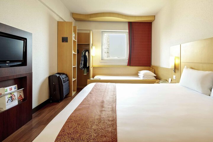 Room 41 of 72
