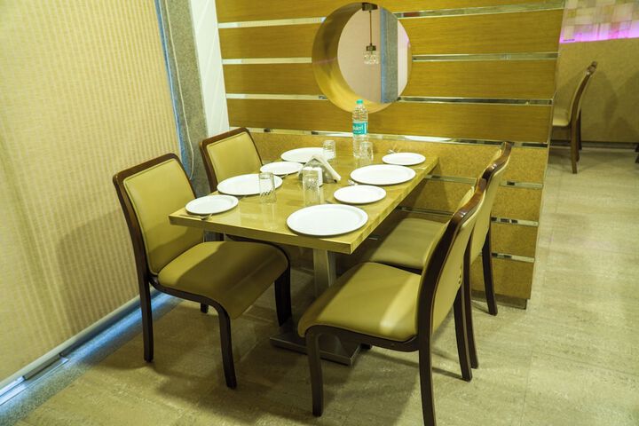 Dining 57 of 86