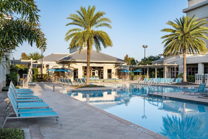 Pool Hotel