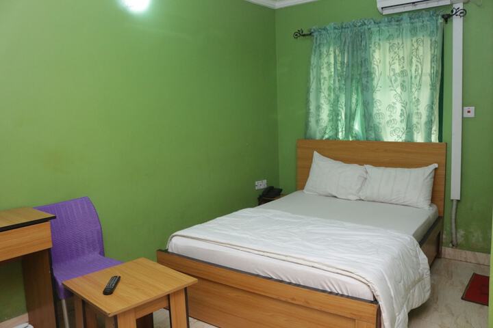 Room 7 of 20
