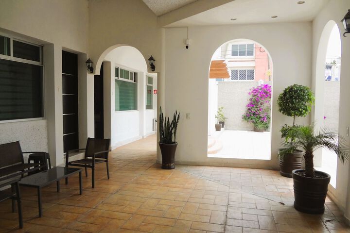 Terrace/Patio 5 of 10
