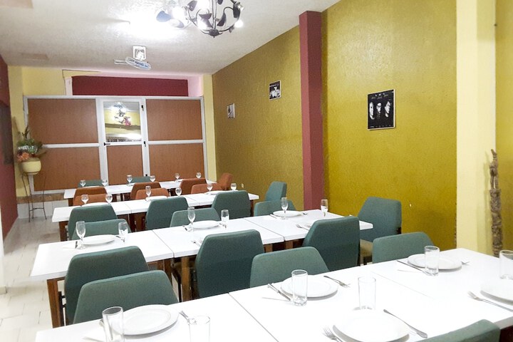 Dining 108 of 130