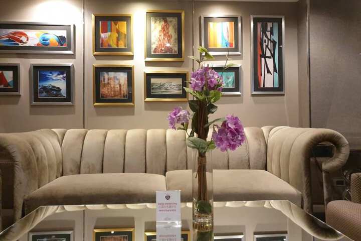 Entrance & Lobby