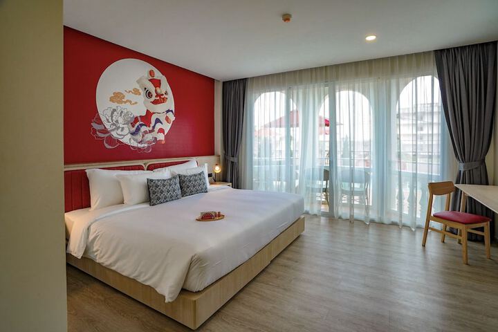 Room 62 of 190