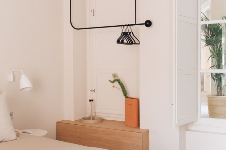 Room 12 of 61