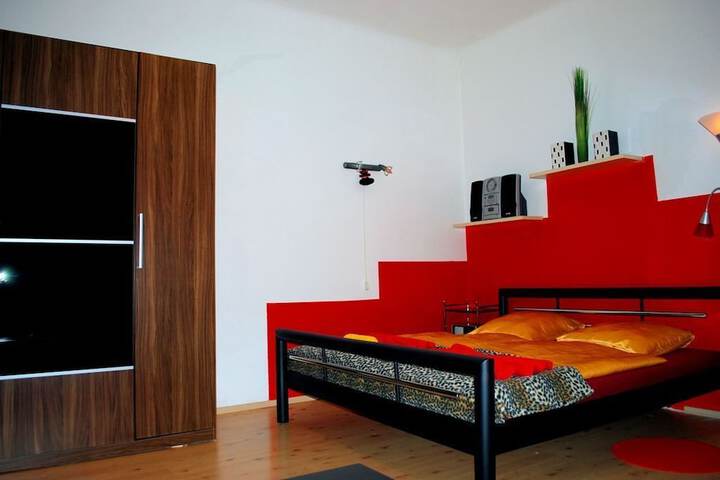 Room 3 of 11